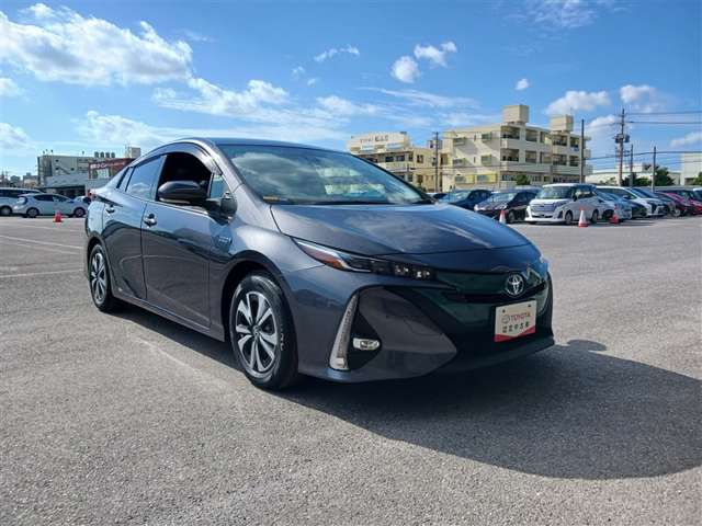 トヨタ プリウスPHV