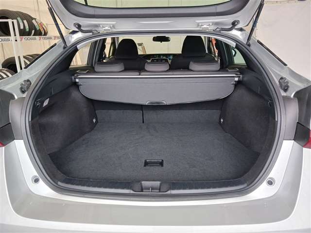 トヨタ プリウス