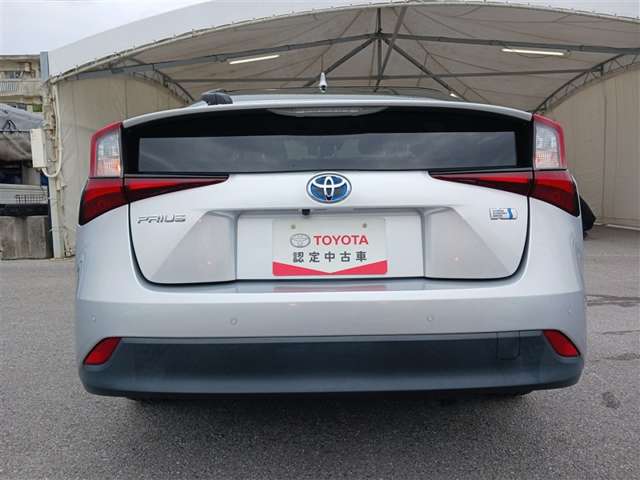 トヨタ プリウス