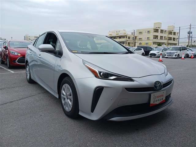 トヨタ プリウス