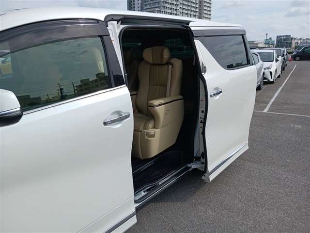 トヨタ アルファード