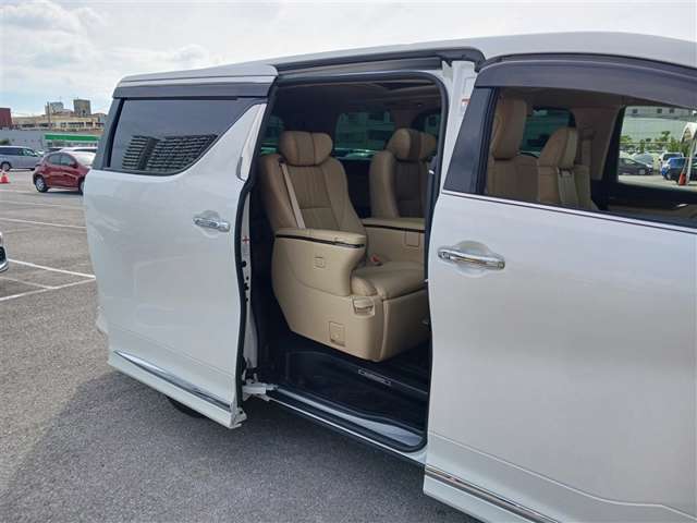 トヨタ アルファード