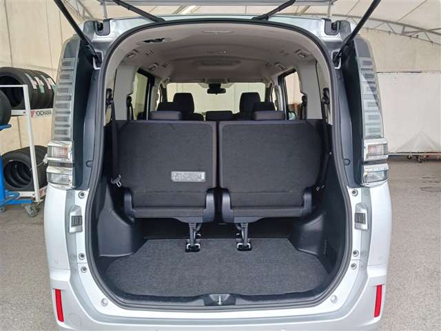 トヨタ ヴォクシー