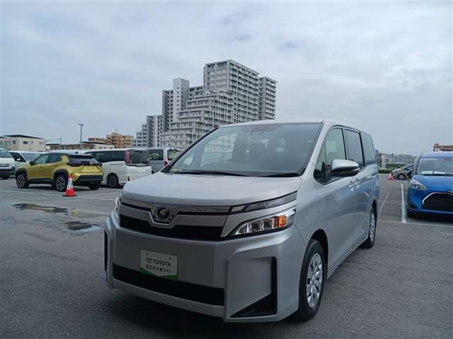 トヨタ ヴォクシー
