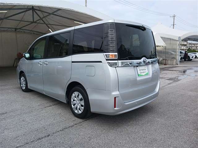 トヨタ ヴォクシー