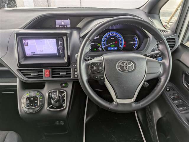 トヨタ ヴォクシー