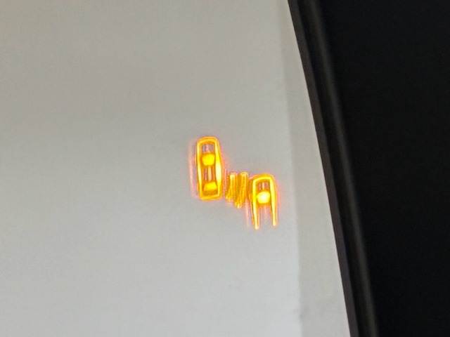 三菱 トライトン