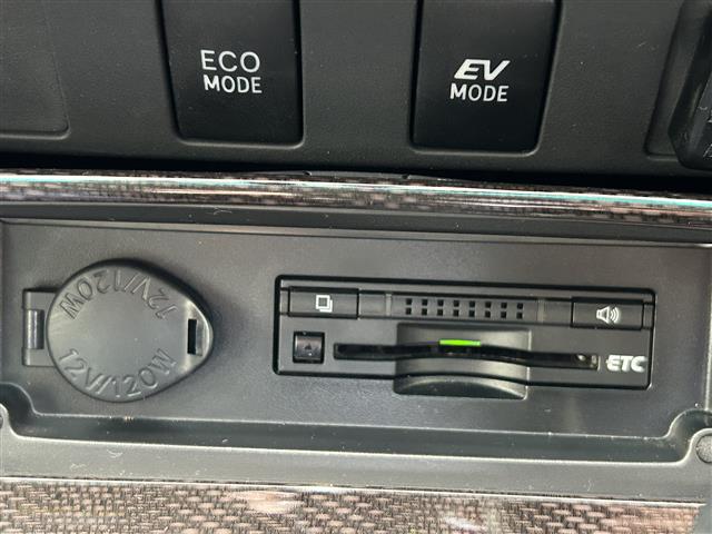 トヨタ カムリハイブリッド