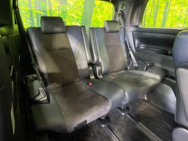 トヨタ ヴェルファイア