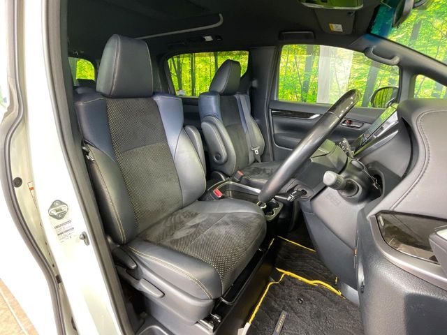 トヨタ ヴェルファイア