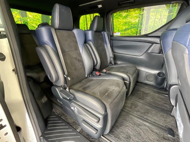 トヨタ ヴェルファイア