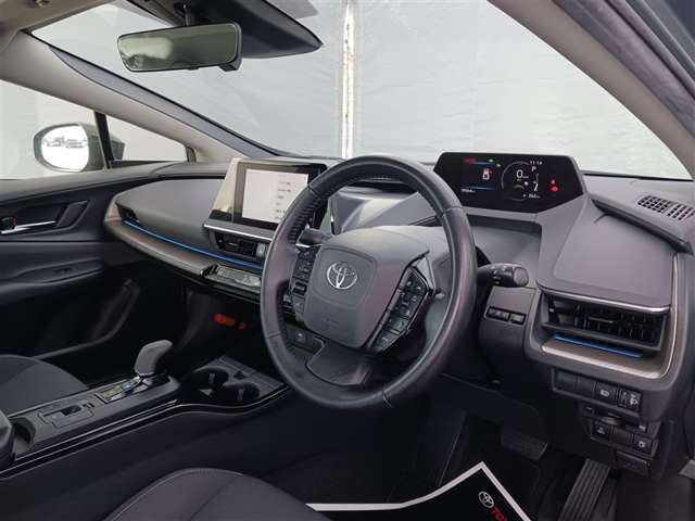 トヨタ プリウス