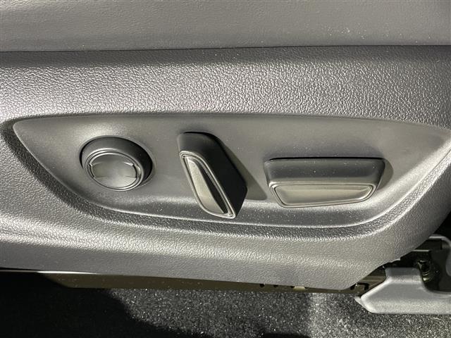 トヨタ クラウンスポーツ