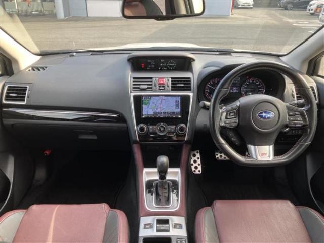 スバル レヴォーグ