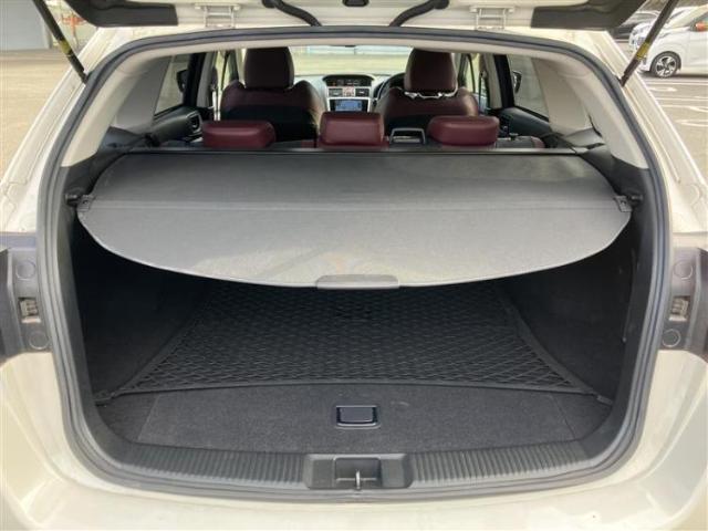 スバル レヴォーグ