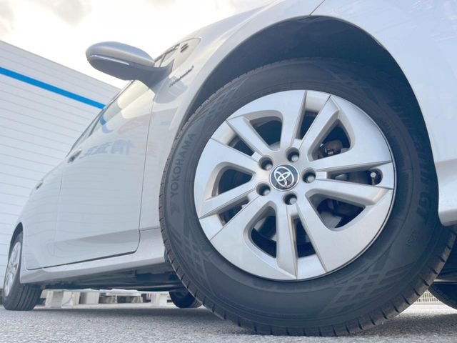 トヨタ プリウス