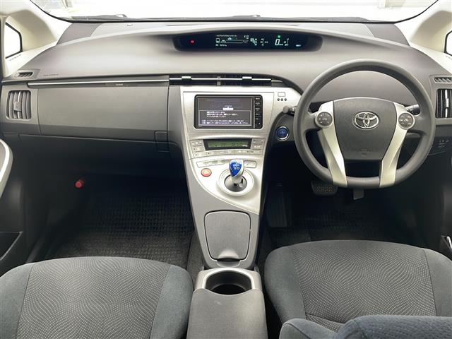 トヨタ プリウス