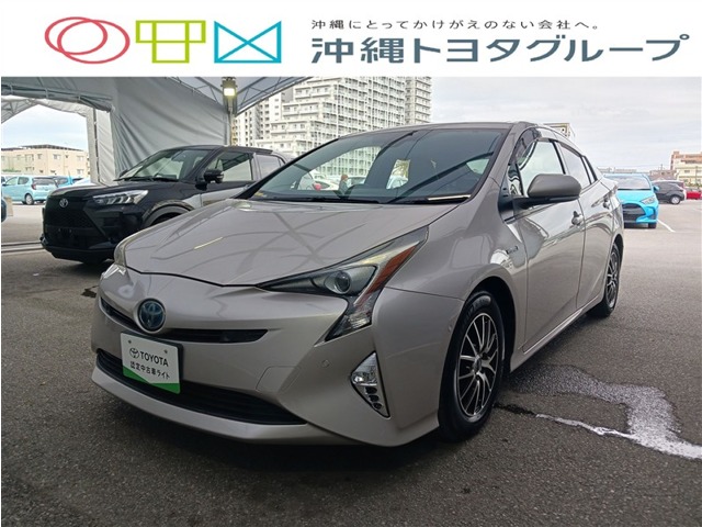 トヨタ プリウス