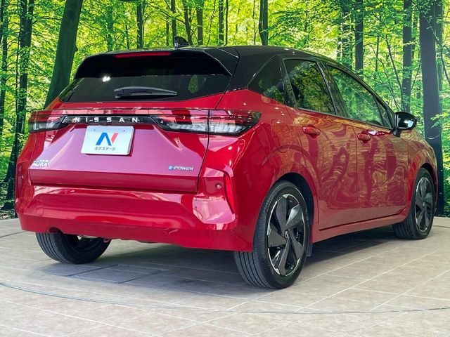 日産 ノートオーラ