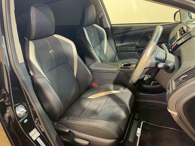 トヨタ プリウスα