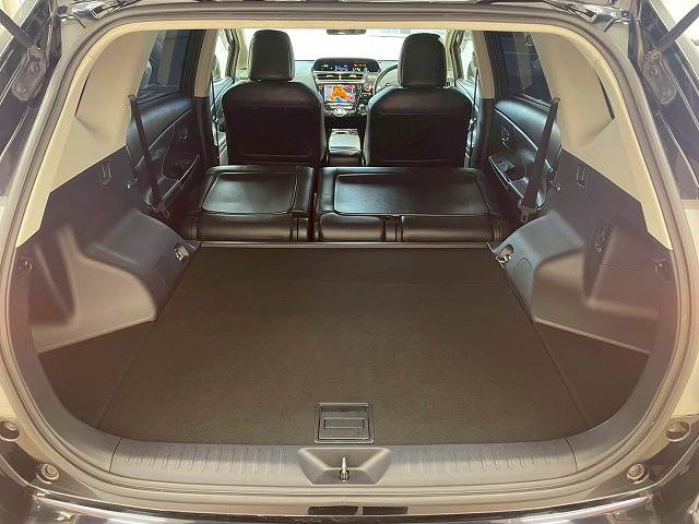 トヨタ プリウスα