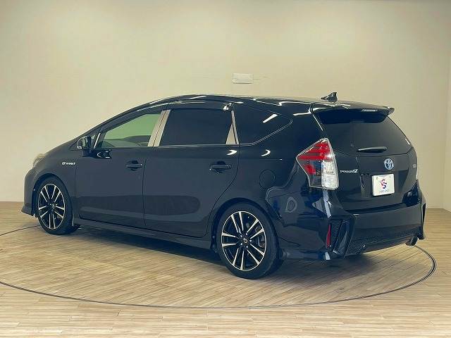 トヨタ プリウスα