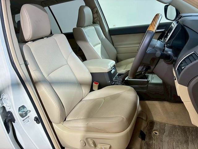 トヨタ ランドクルーザープラド