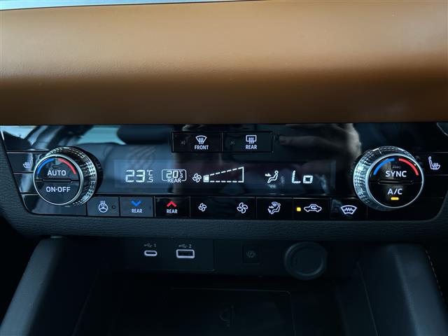 三菱 アウトランダーPHEV