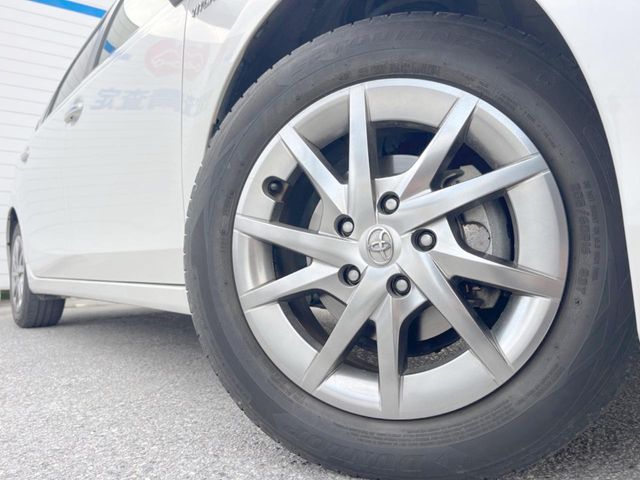 トヨタ プリウスα