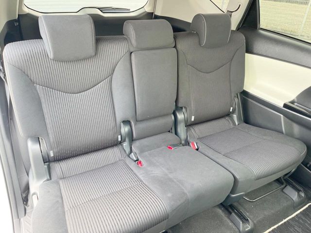 トヨタ プリウスα