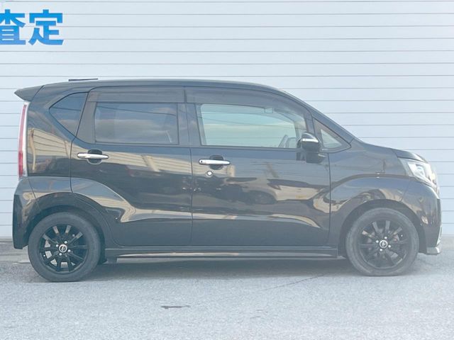 ダイハツ ムーヴ