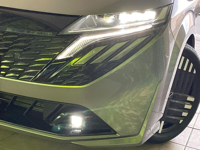 日産 ノートオーラ