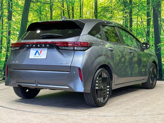日産 ノートオーラ