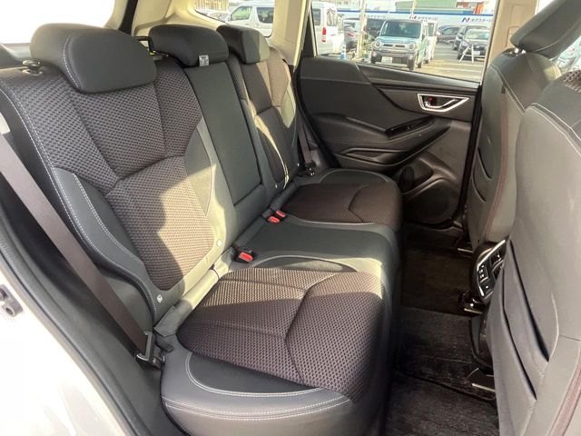 スバル フォレスター