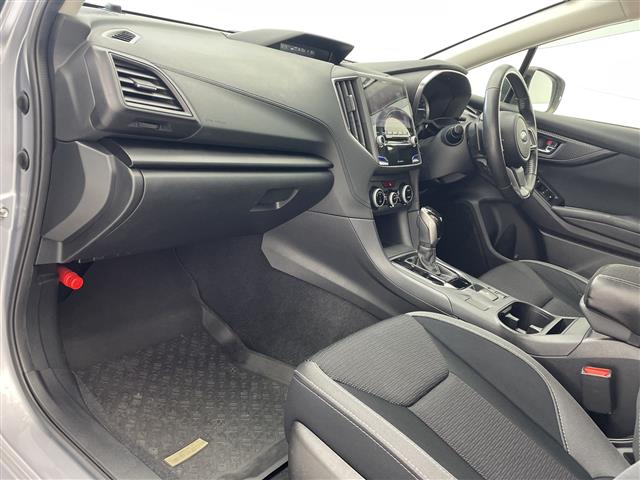 スバル インプレッサスポーツ