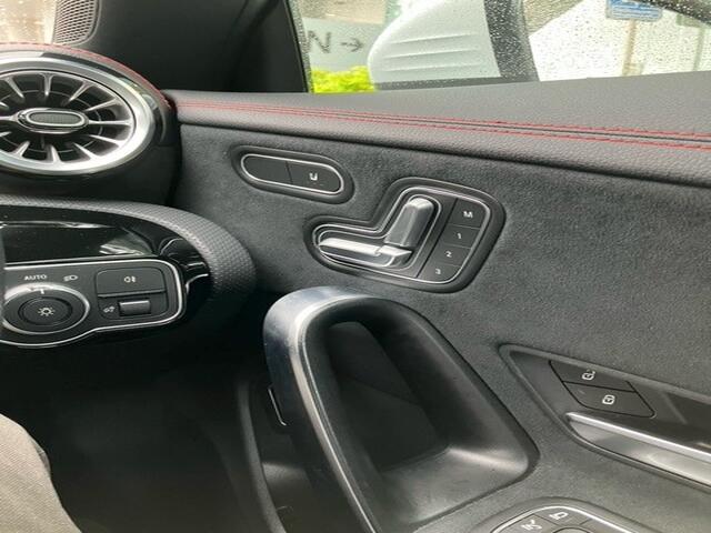 メルセデス・ベンツ CLAクラス