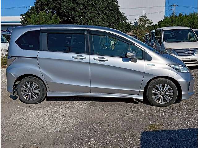 ホンダ フリードハイブリッド