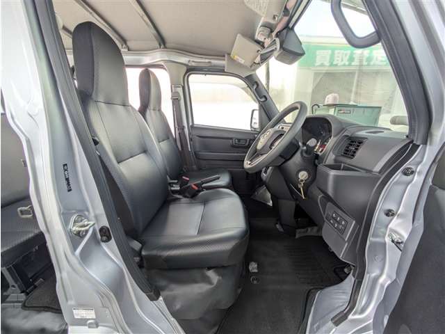 ダイハツ ハイゼットカーゴ