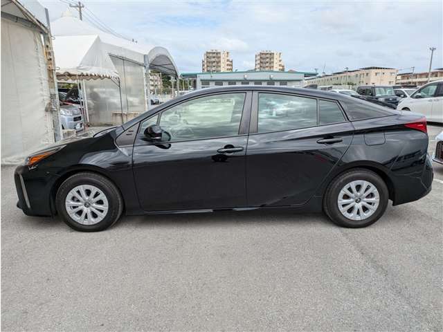 トヨタ プリウス