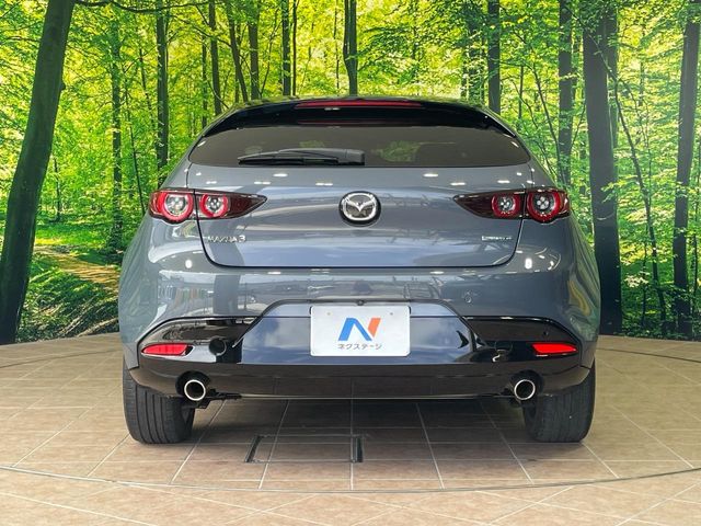 マツダ MAZDA3ファストバック