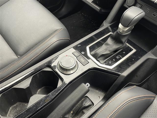 三菱 トライトン