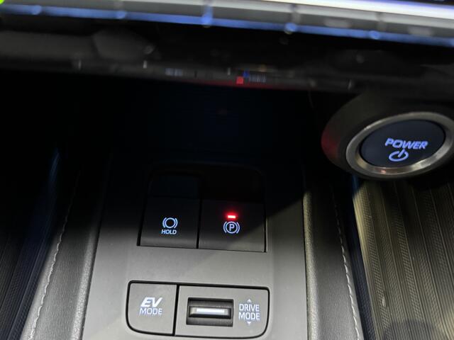 トヨタ ハリアーハイブリッド