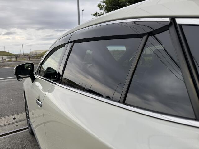 トヨタ ハリアーハイブリッド