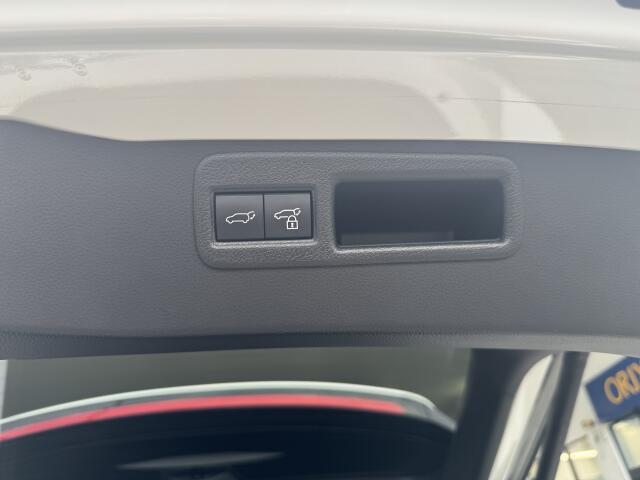 トヨタ ハリアーハイブリッド