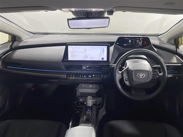 トヨタ プリウス