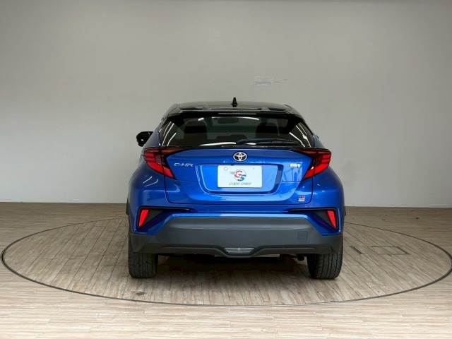 トヨタ C-HR