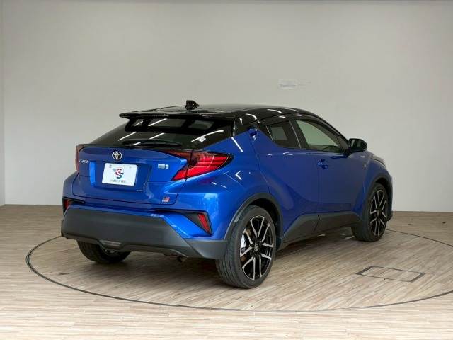 トヨタ C-HR