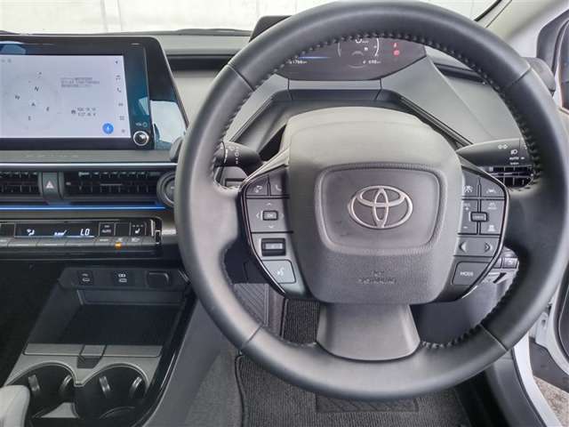 トヨタ プリウス