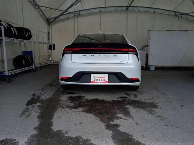 トヨタ プリウス