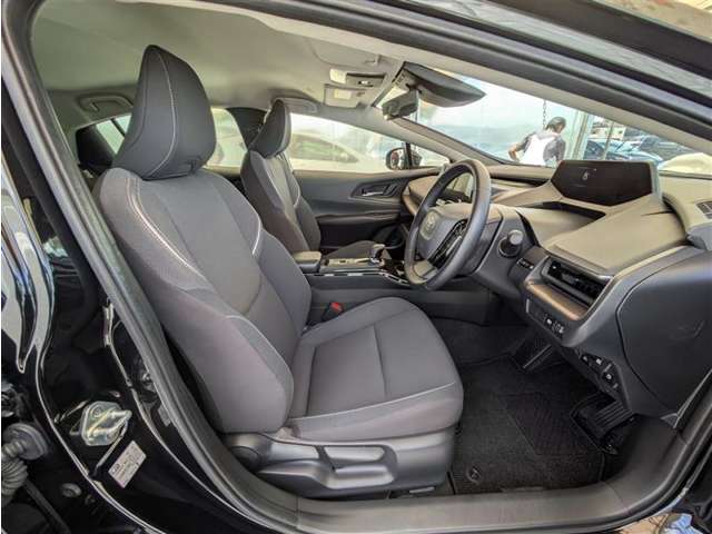 トヨタ プリウス